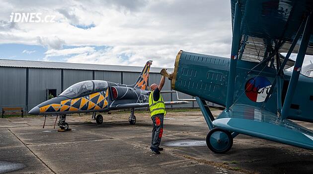 Dva letouny Aero s odstupem stovky let. Aero Ab-11 se potkalo se Skyfoxem