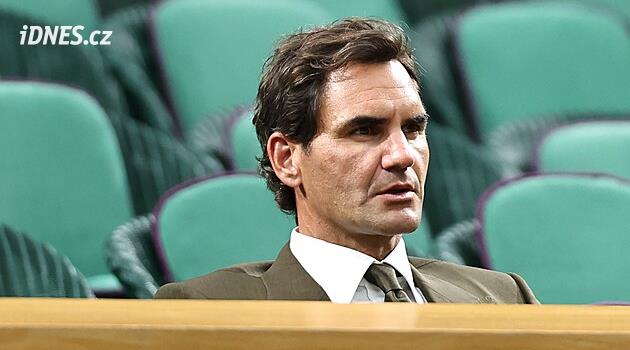 Legendární tenista Roger Federer přišel během chvíle o miliardu. Vypadl z elitního seznamu