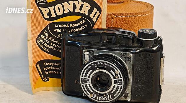 30 legendárních fotoaparátů za Československa: Které mají dnes největší hodnotu?