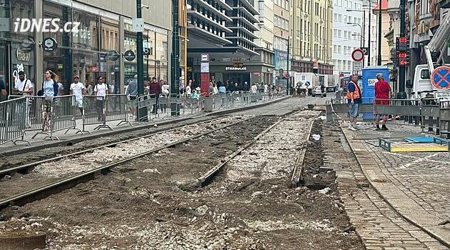 Další výluka v centru Prahy. Tramvaje neprojedou ke Staroměstské