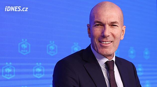 Francouze dle očekávání převzal Zidane. U reprezentace má být minimálně čtyři roky