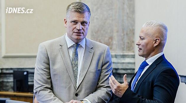 Složte mandát, vyzvala poslankyně Turka. Chce, aby ho Babiš odvolal
