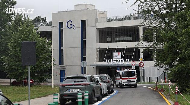 Ostrava Üniversite Hastanesi altı yüz araçlık yeni bir otopark açtı