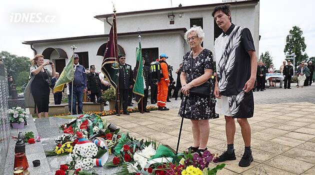 Manžel na osudnou směnu nechtěl jít. Žena si bolest z hornického neštěstí nese už 65 let