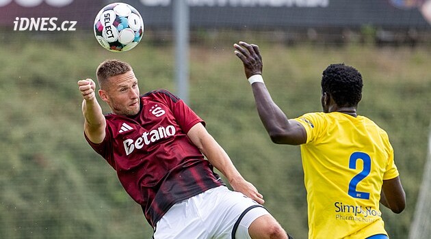 První porážka Sparty v přípravě, nestačila na Bialystok. Hradec uhrál remízu