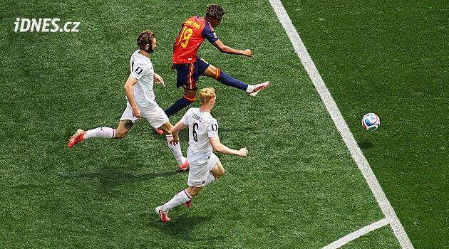 WC ONLINE: İspanya – Avusturya, Avrupa şampiyonları play-off'lara katılıyor