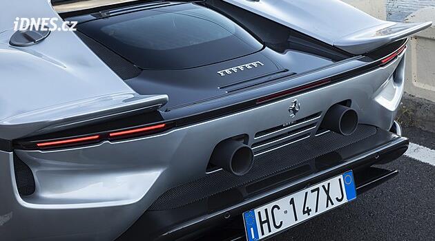 Ferrari 849 Testarossa Spider: tisícikoňový sen v akci