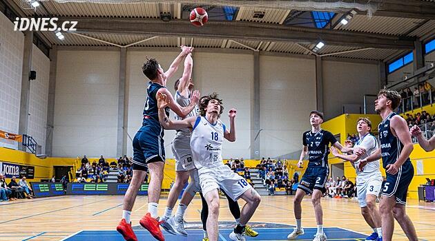 Basketbolcu Olomouc'u borçla suçladı, kulüp kendini savunuyor