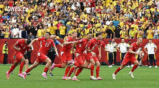 Švýcarsko - Kolumbie 0:0, 4:3 po pen., rozhodující kop proměnil střídající Vargas