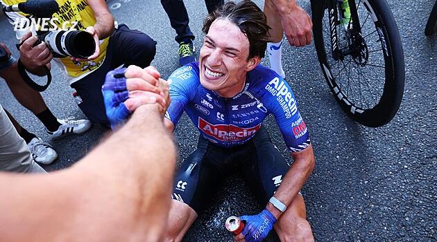 Zelená bitva. Mizerný den, hlesl Pedersen. Philipsen líčil: Vypnul jsem sociální sítě