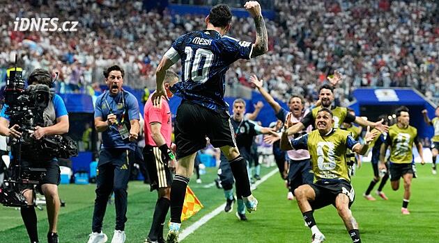 Anglie - Argentina 1:2, do finále po obratu v závěru, srovnal Enzo, pak rozhodl Lautaro