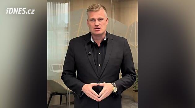 Filip Turek nabídl opustit post zmocněnce, dokud policie nevyšetří nehodu