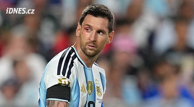 My fakt nejsme normální. Messi si užívá argentinskou jízdu. A co premiéra s Anglií?