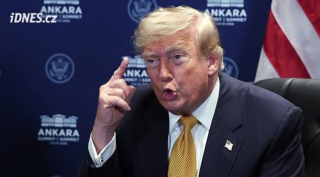 Trump kritizoval NATO kvůli Grónsku a Íránu. Kritizoval také Španělsko za výdaje na obranu