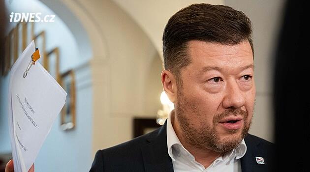 „Voliči SPD to nepochopí.“ Babiš a Okamura si vyříkali příspěvek na zbraně pro Ukrajinu