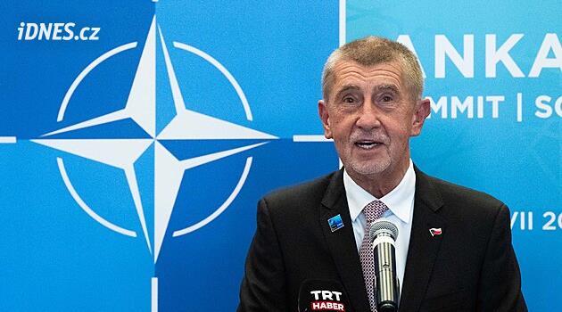 Pavel je v kampani a plní příkazy, říká Babiš. Promluvil o Trumpovi i vládě