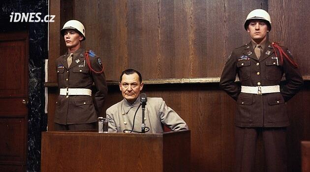 Göring byl přátelský, vzpomínal fotograf. V Norimberku ho zachytil v barvě