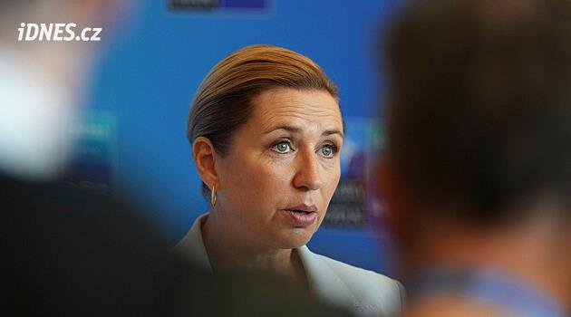 Grónsko není na prodej, území NATO ubráníme, vzkázala Trumpovi dánská premiérka Mette Frederiksenová