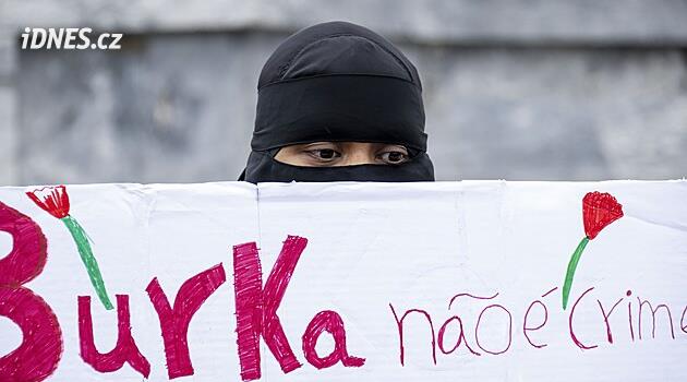 Zákon o burkách prošel. Portugalští poslanci schválili zákaz zahalování obličeje na veřejnosti