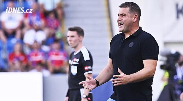 Liberec antrenörü Branislav Fodrek: Ayaklarımızı yere basıyoruz