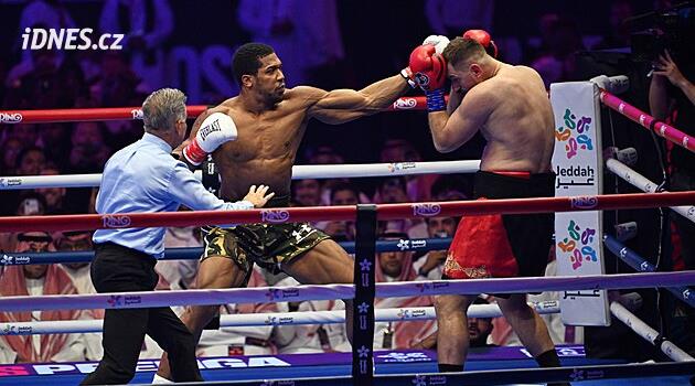 Joshua se vrátil do ringu po vážné nehodě, Albánce knokautoval ve druhém kole