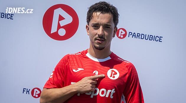 Večerní zápasy nám jdou, těší se Patrák na derby a líčí: Jdeme mílovými kroky nahoru