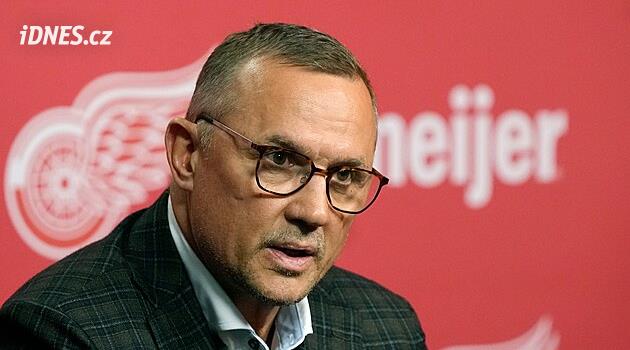 Yzerman, Detroit hokey oyuncularının genel menajeri rolünü üstlendi