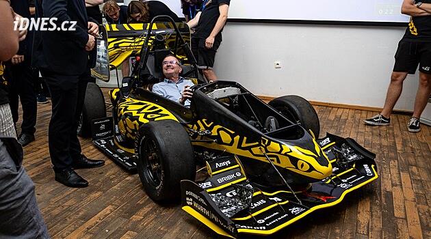 Nová formule studentů zvládne start z nuly na sto pod čtyři sekundy