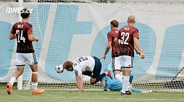 Sparta se na ligu dobře nenaladila. Od soupeře z Dánska dostala pět gólů