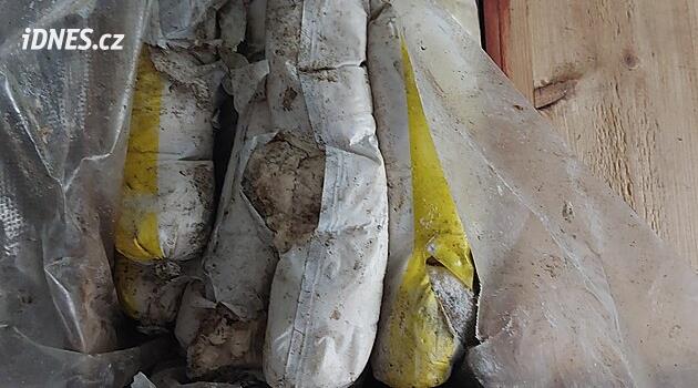 Silah affında son nokta: Bir adam polise 15 kilo patlayıcı getirdi