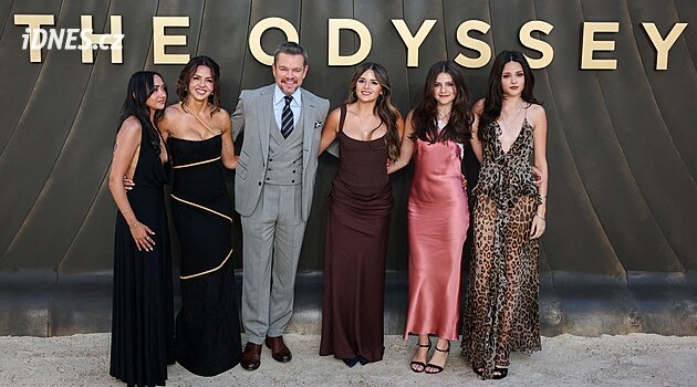 Matt Damon se pochlubil sexy manželkou a dcerami. Prozradil, co už nikdy neudělá