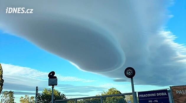 V Podkrušnohoří se objevilo UFO