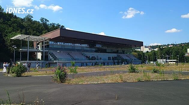Místo luxusu pro chrty moderní stadion. Závodiště v Motole čeká velká proměna