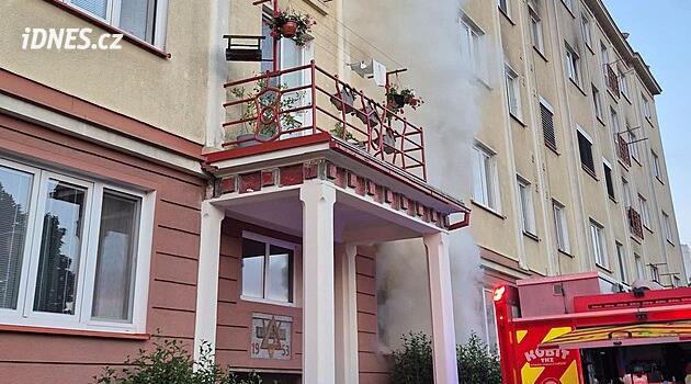 Ve Zlíně hořel další architektonický unikát, první český panelák. Škody nejsou velké