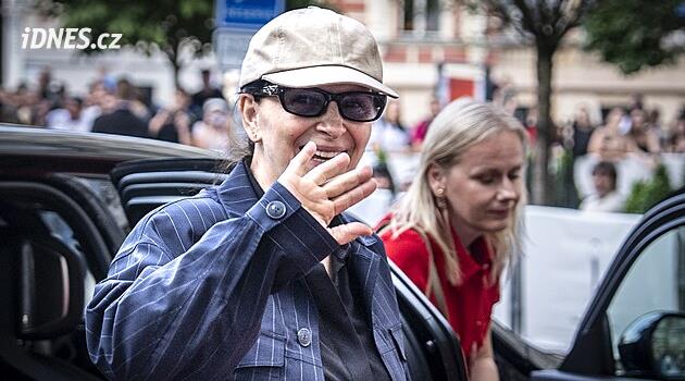 Den tří hvězdných hereček. Na festival do Varů dorazily Binoche, Kinski i Vášáryová