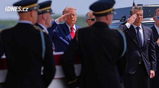 Trump se účastnil repatriace amerických vojáků zabitých ve válce s Íránem