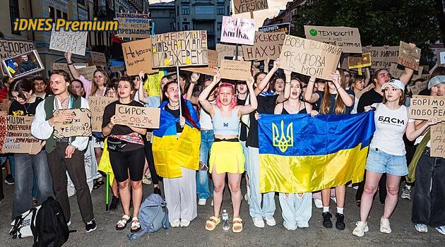 Zelenskyj udělal chybu, Fedorova neukočíroval, říká analytik o bouři v Kyjevě