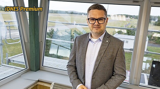 LOM Prag Direktörü Jiří Protiva: Gigafactory planlarının sona ermesinden sonra Líny'deki havaalanının geleceği hakkında