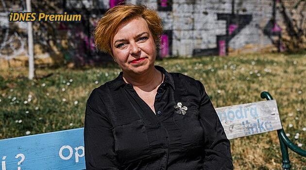Pomoc potřebuje víc lidí, až polovina se však nedovolá, říká ředitelka krizové linky