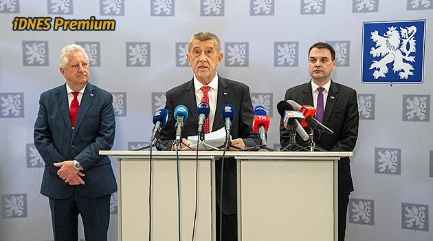Chtěl dát Ukrajině letadla, nekomunikuje s Macinkou. Vláda sepsala, co vyčítá Pavlovi