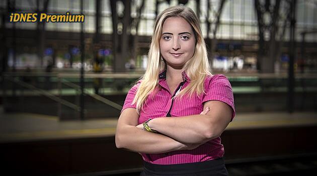 Nestačí jen roznášet občerstvení. Stevardka odhaluje zákulisí práce ve vlaku