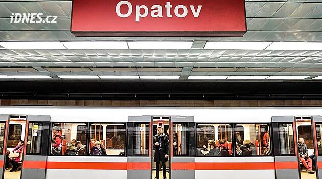 Metro Opatov se možná až na rok uzavře, v okolí se bude masivně stavět