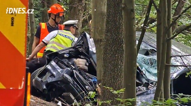 Fotbalový tým dětí zraněných při tragické nehodě s trenérem končí v soutěži
