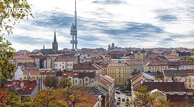 Kde jsou cedule? Praha odstranila část směrovek pro chodce, lidé kroutí hlavami