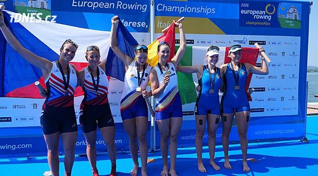 Flamíková se Šantrůčkovou získaly na ME stříbro na dvojce bez kormidelnice