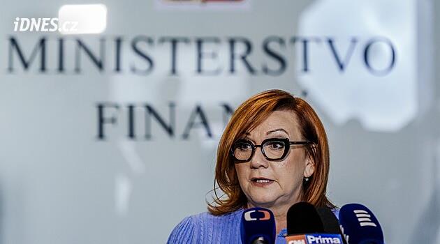 Dvě třetiny lidí považují schodek rozpočtu za vysoký, ukázal průzkum. Voliči ANO vybočují