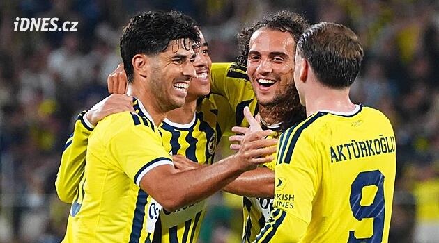Fenerbahce porazilo v úvodním duelu Graz a je blíže možnému střetnutí se Spartou