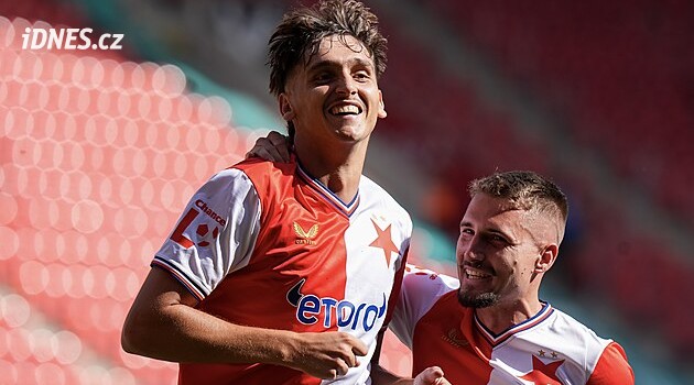 Slavia - Pardubice 2:1, mistr se na výhru nadřel, v závěru rozhodl dvougólový Chytil