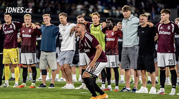 Lyon nestačil, bezcílně pobíhal, Sparta se musela divit. Francouzský tisk cupuje Olympique