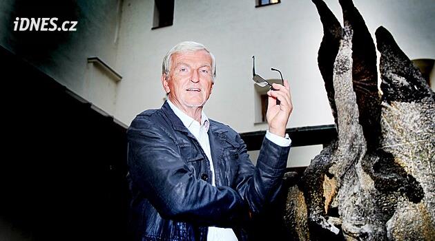 Ve věku 77 let zemřel profesor medicíny a bývalý poslanec TOP 09 Rom Kostřica